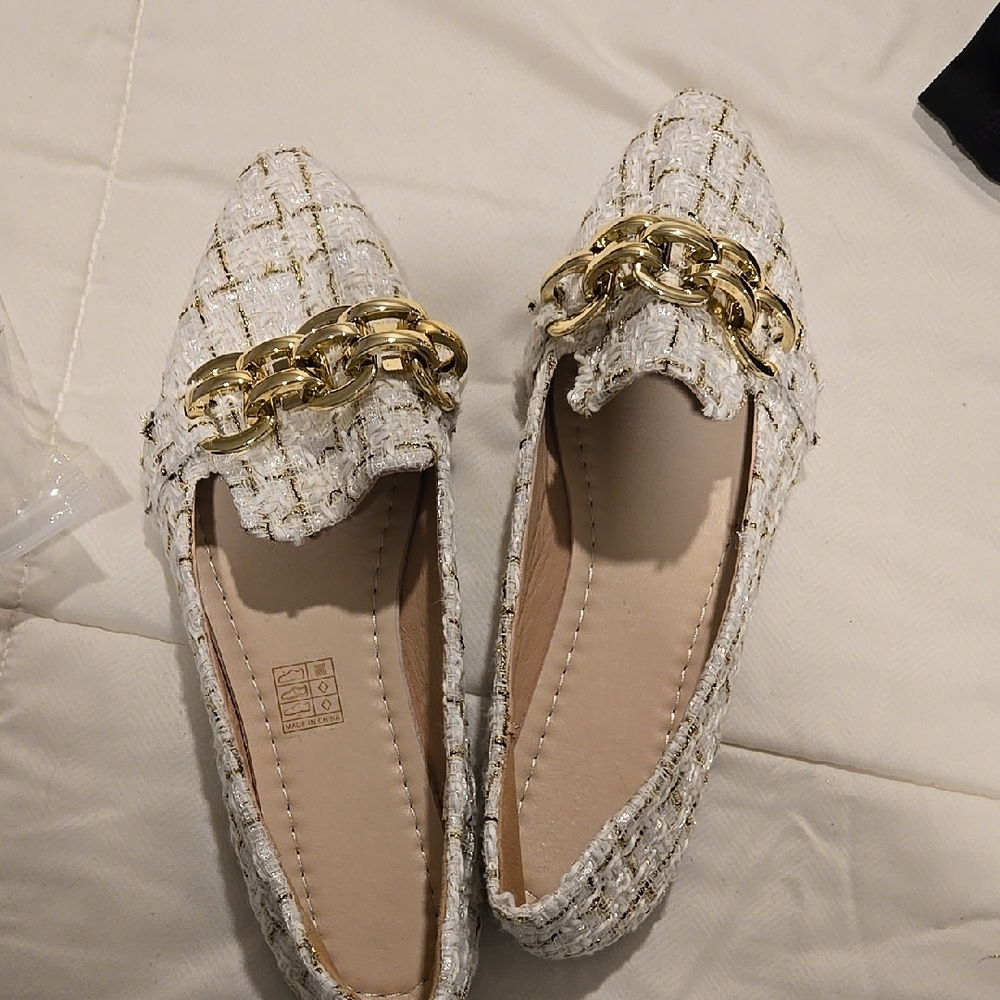Elegant Cream and Gold Women's Loafers SIZE 40